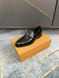Picture of Louis Vuitton Shoes _SKULVsz38-46mnf022014114